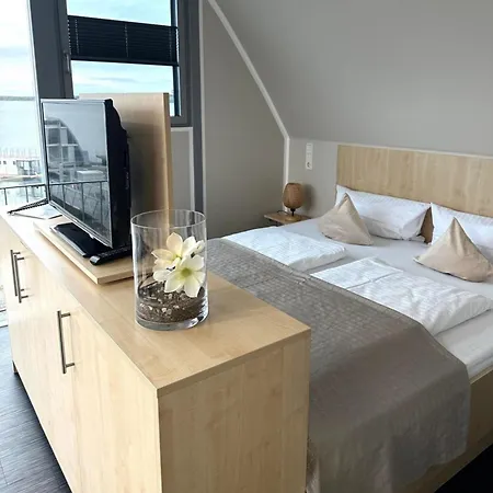 Seeblick 9 2og Grundbelegung 4 Pers Elsterheide